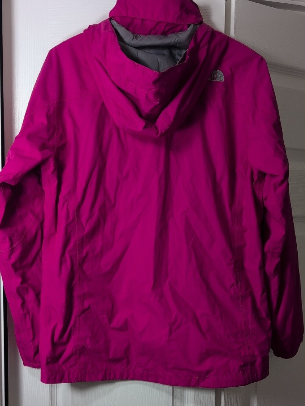 The North Face Girl's Hooded Rain Jacket - Picture 5 of 14